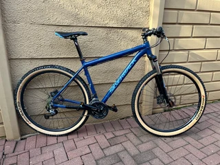 Silverback Spectra Sport 29” Mtb   *Airfork*  * Tubeless *