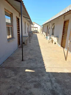 Double room for rent in Protea Glen ext 28