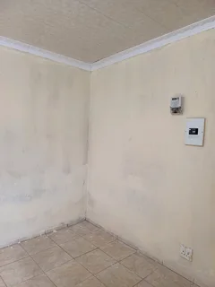 Room for rent in Protea Glen ext 11 next to the mall