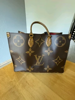 Louis Vuitton Brown Monogram Empreinte Leather On the Go MM Shoulder Bag