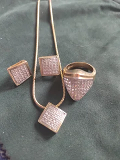 Assorted 14ct Gold Chains