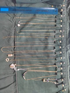 Assorted 14ct Gold Chains