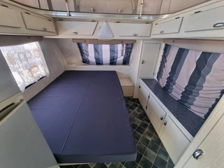 2004 Sprite Surfer De Luxe Caravan