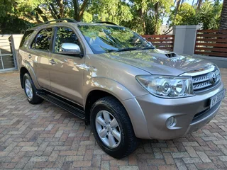 2010 Toyota Fortuner 3.0 D4d (1 Owner Vehicle)