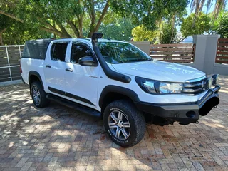 2016 Toyota Hilux Double Cab Srx 4x4 (only 2 Owners)