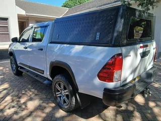 2016 Toyota Hilux Double Cab SRX 4x4 (ONLY 2 OWNERS)