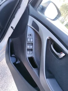 Hyundai Elantra 1.8 GLS Executive Automatic