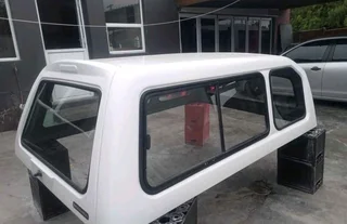 Isuzu Dmax kb250 fleetside LWB Beekman canopy