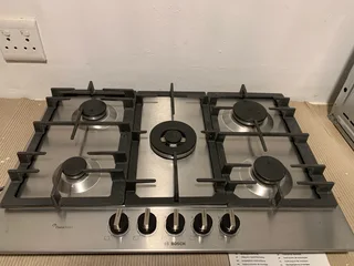 Bosch Series 6 75cm gas hob