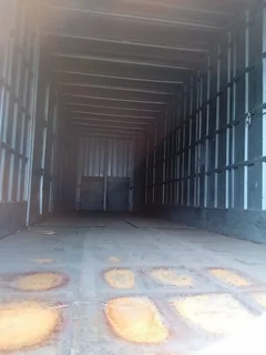 2000 Front &amp; 1999 Back UTB Link, Pantech Volume Body Link with Well Decks.