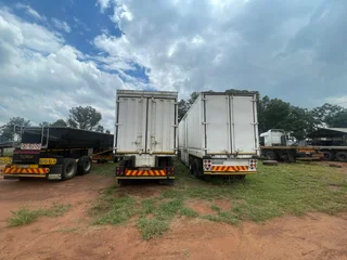 2007 Afrit Pantech Volume Body Link with Well Decks