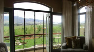 BUG OUT DIY  Insect Screens - keeping all bugs out! www.bug-out.co.za  Deliveries direct to you