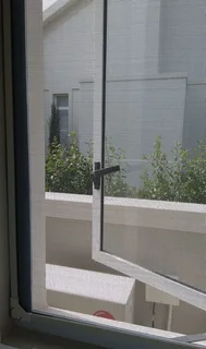 BUG OUT DIY  Insect Screens - keeping all bugs out! www.bug-out.co.za  Deliveries direct to you