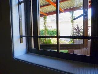 Bug Out - Magnetic Insect Screens AT Mega Paints Eastgate : Dumo 011 616 4129