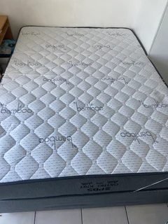 Queen Size Bed &amp; Bamboo Ortho Knit Mattress – Excellent Condition