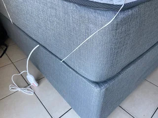 Queen Size Bed &amp; Bamboo Ortho Knit Mattress – Excellent Condition