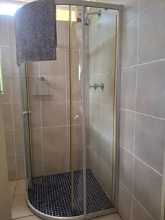 Tuin woonstel te huur in Panorama, Kaapstad