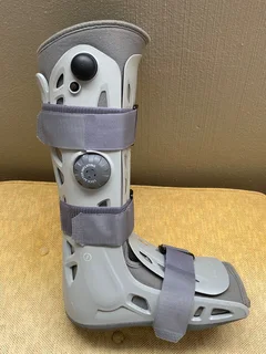 AirCast – Walking Boot (post surgery) - Large