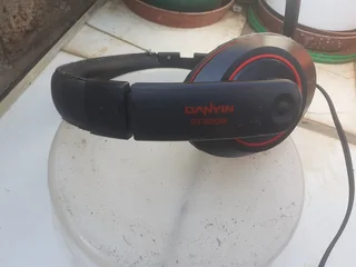 Headset - Ad posted by Johar Du Plessis