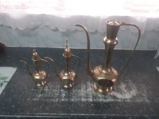 Brass ornaments set of 3