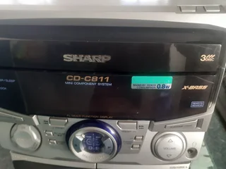 Sharp mini music component system NO SPEAKERS  NO AUXILIARY