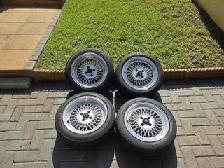 Set of 4 tyres and rims