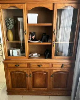 Solid oak side broad dresser