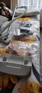 Vacuum carpet upholstery cleaner