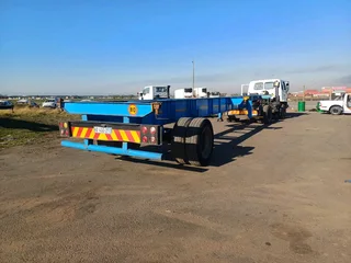 Urgent Sale Truck n Trailer