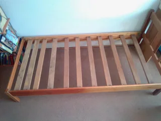 Wooden Single Bed. Oak. Used. In very good condition.