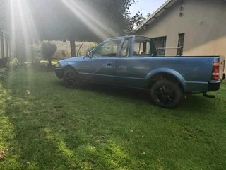 Start and go Mazda rustler bakkie for sale