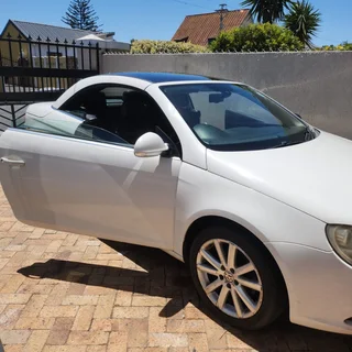 2009 Volkswagen EOS, 2.0 FSI Manual (Petrol) Convertible.