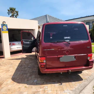 2002, Volkswagen Caravelle 2.5 TDI Trendline, Diesel.