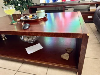 Tv stand and Centre table for sale