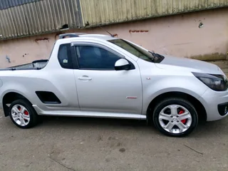 Chevlet utility sport ,full house with automatic window.air cond in good cond