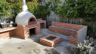 Outdoor Kitchen | Entertainment Areas