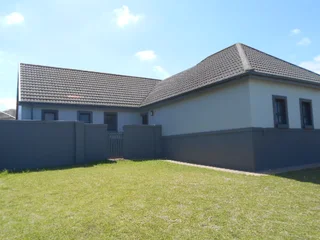 House - Ad posted by Louw