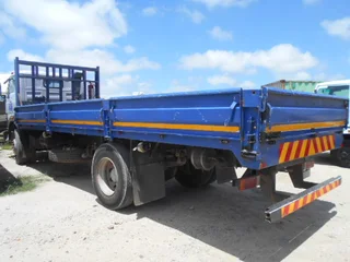 2022 Tata 1518 Dropside 8 Ton