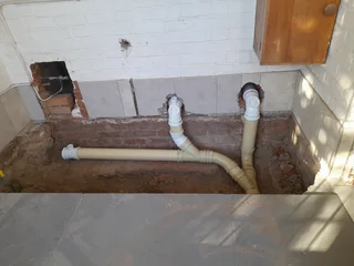 Experienced plumber looking for work