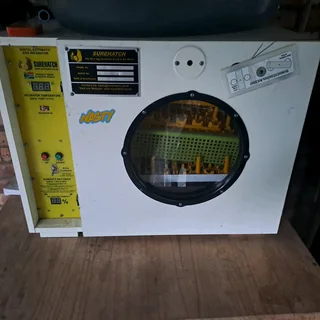 Sure Hatch 180 egg incubator