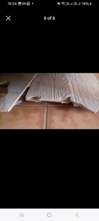 Nutech Woodgrain Planks 20 with some damaged ends Selling as one lot