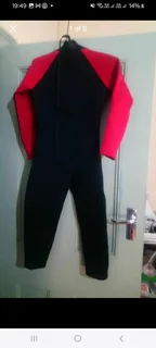 Wetsuit size small