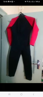 Wetsuit size small