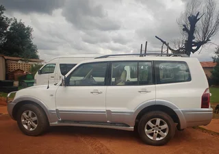 2005 Mitsubishi Pajero SUV 3.2 did Gls 5 door