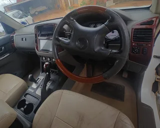 2005 Mitsubishi Pajero SUV 3.2 did Gls 5 door