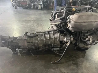 Toyota Dual Beams Engine and Manual 6 speed Gearbox Combo