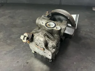 Kia Picanto - Hyundai I10 1.1 G4HG Power Steering Pump