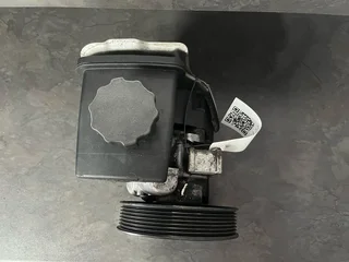 Mercedes M271 Kompressor C180 - C200 Power Steering Pump