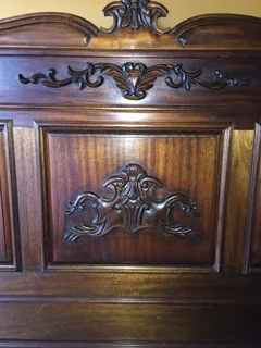 Mahogany Bed