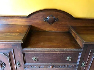 Dining Room Server